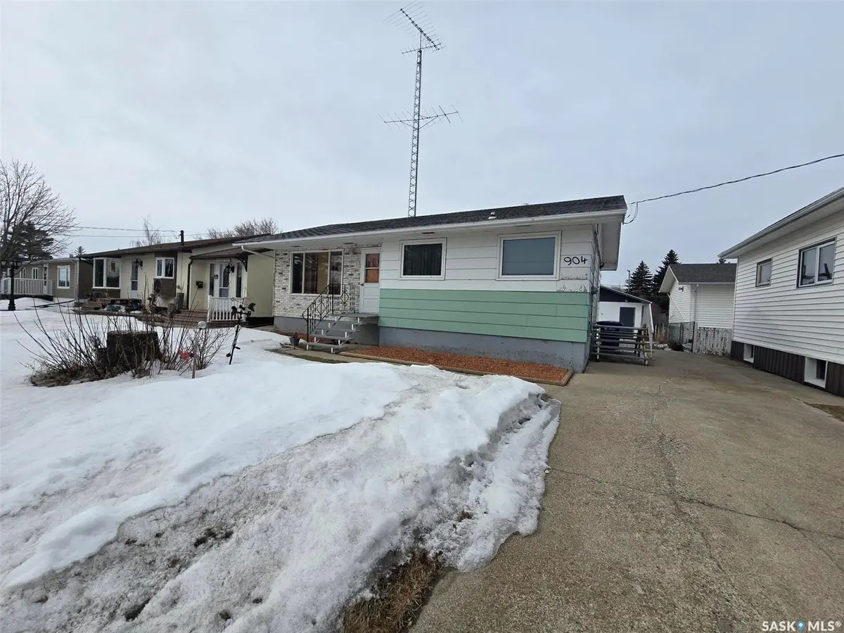 904 Francis STREET, Grenfell, SK S0G 2B0