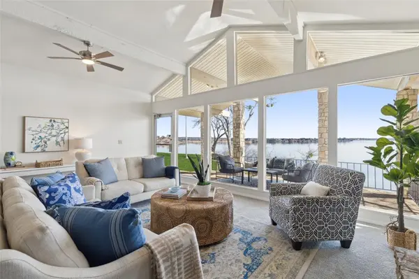 648 S Rough Creek Court, Granbury, TX 76048