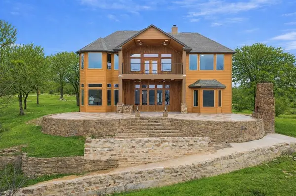 235 Grand Harbor Boulevard, Chico, TX 76431