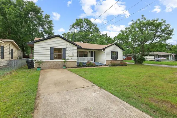 2401 Sunset Street, Denison, TX 75020