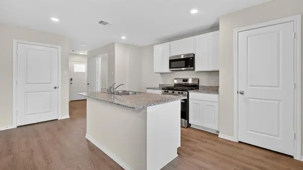 3531 Spring Time Street, Talty, TX 75126