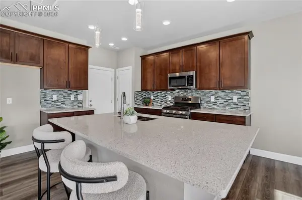 1891 Peak Prairie LN, Monument, CO 80132