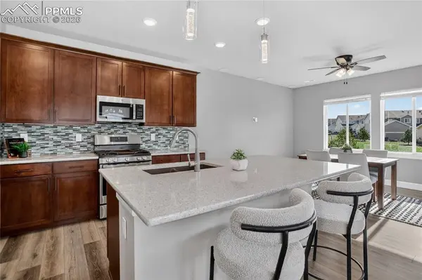 1891 Peak Prairie LN, Monument, CO 80132