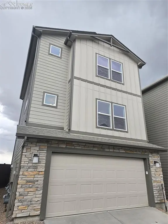 2151 Zipline VW, Colorado Springs, CO 80910
