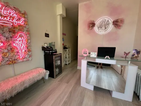 232 Stuyvesant Ave, Lyndhurst Twp., NJ 07071