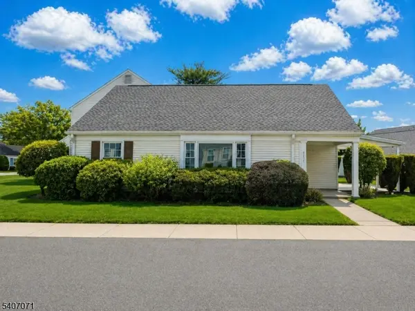 220C Manchester Ln, Monroe Twp., NJ 08831