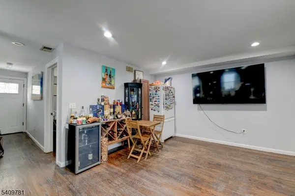 188 Pennington St, Newark City, NJ 07105