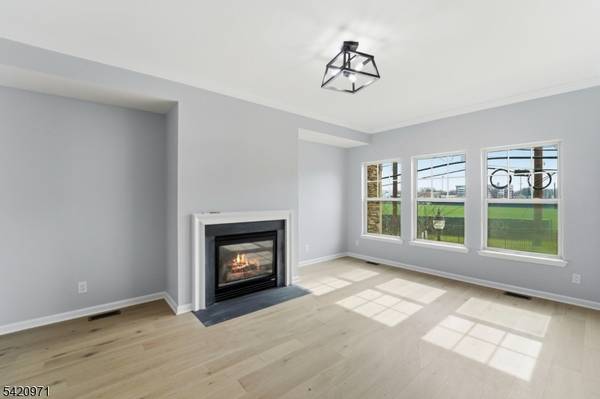 704 Green Ln, Union Twp., NJ 07083