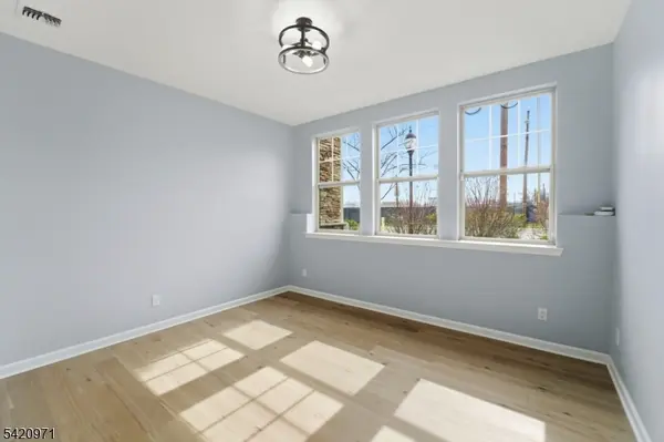 704 Green Ln, Union Twp., NJ 07083