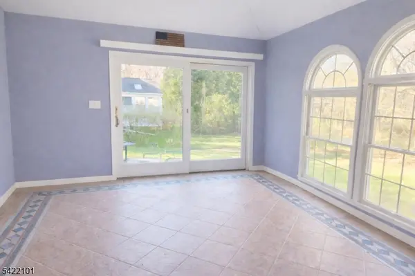 105 College View Dr, Hackettstown Town, NJ 07840