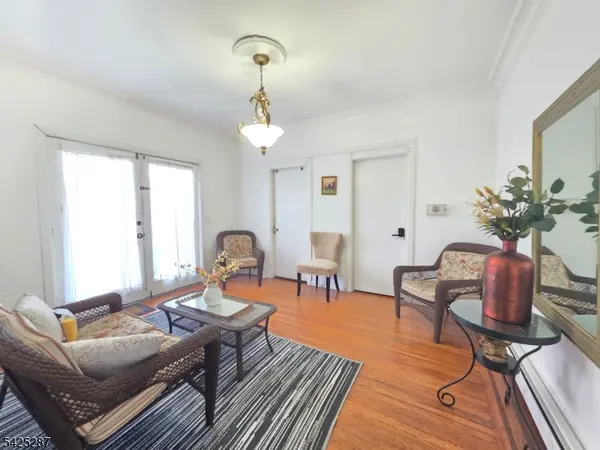 747 Canton St, Elizabeth City, NJ 07202