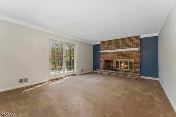 894 Ardsley Ln, Bridgewater Twp., NJ 08807