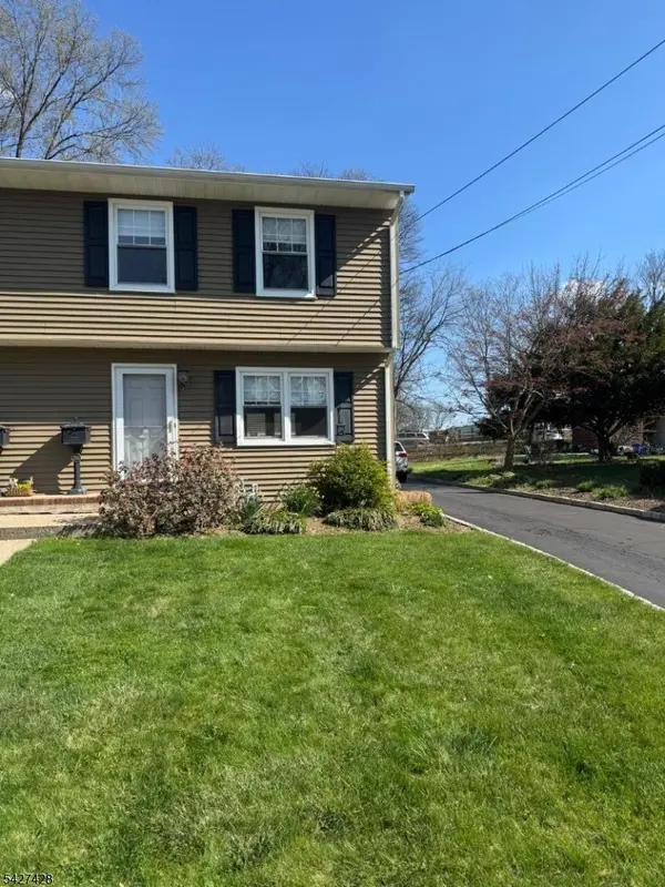 29 Aubrey St #A, Summit City, NJ 07901