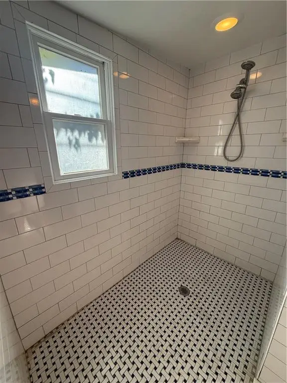 55 Aster CT, Brooklyn, NY 11229