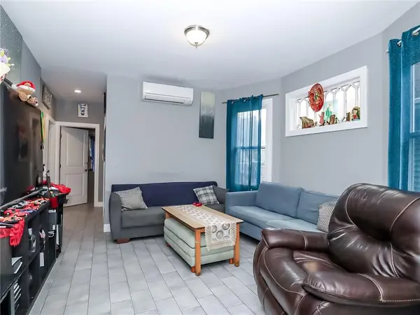 28 Pearl ST, Staten  Island, NY 10304