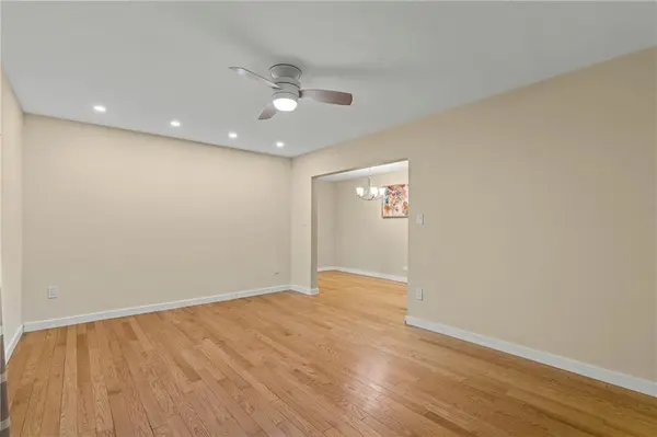 2209 Knapp ST #1F, Brooklyn, NY 11229