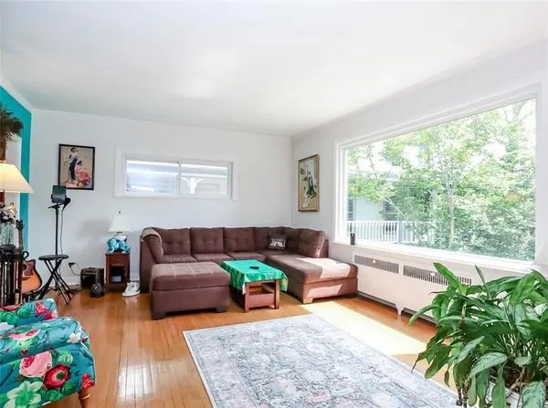 125 Sea Gate RD, Staten  Island, NY 10305