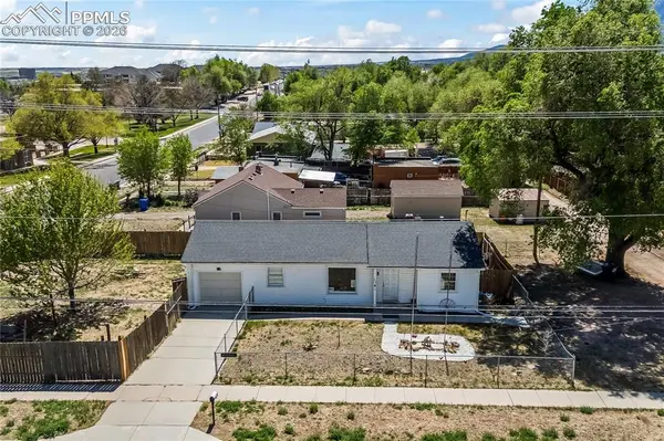 849 E Fountain BLVD, Colorado Springs, CO 80903