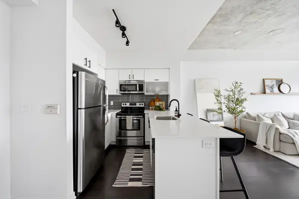 150 East Liberty ST #2701, Toronto C01, ON M6K 3R5