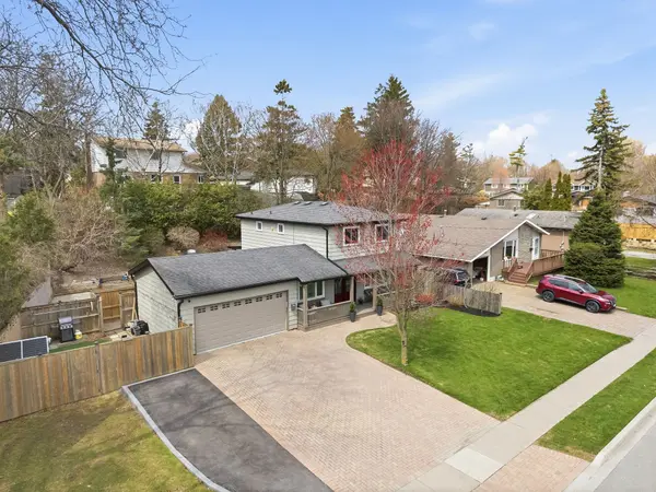 953 Vistula DR, Pickering, ON L1W 2L7