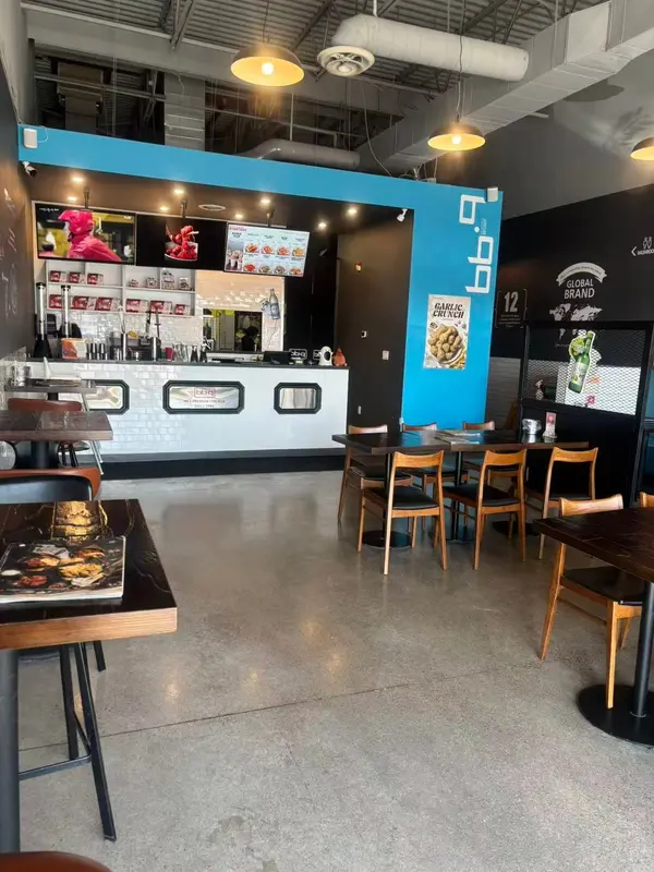 16025 Bayview AVE #C4, Aurora, ON L4G 3L4