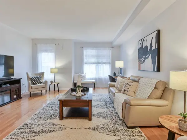 41 Cedar Lake CRES, Brampton, ON L6Y 0P9