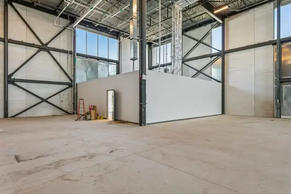 2360 Bristol CIR, Oakville, ON L6H 6M5