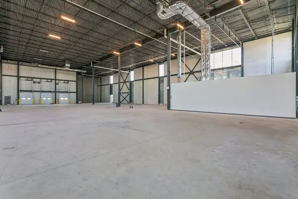 2360 Bristol CIR, Oakville, ON L6H 6M5