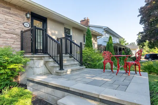 59 Fairway Hill CRES, Kingston, ON K7M 2B3