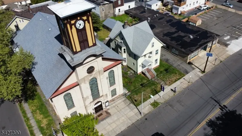 333 High St, Perth Amboy City, NJ 08861