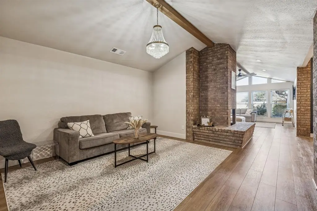 4512 Ranch View Road, Fort Worth, TX 76109