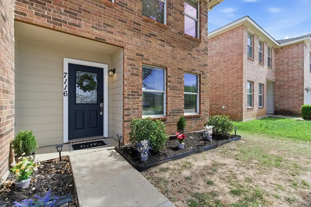 7116 Kickapoo Drive, Fort Worth, TX 76179