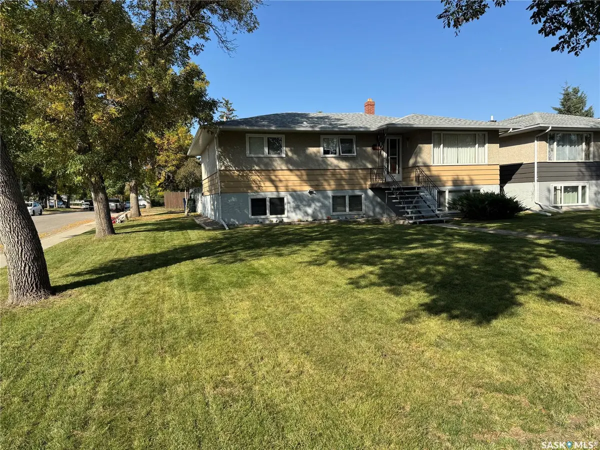 1200 12th AVENUE E, Regina, SK S4N 0M5