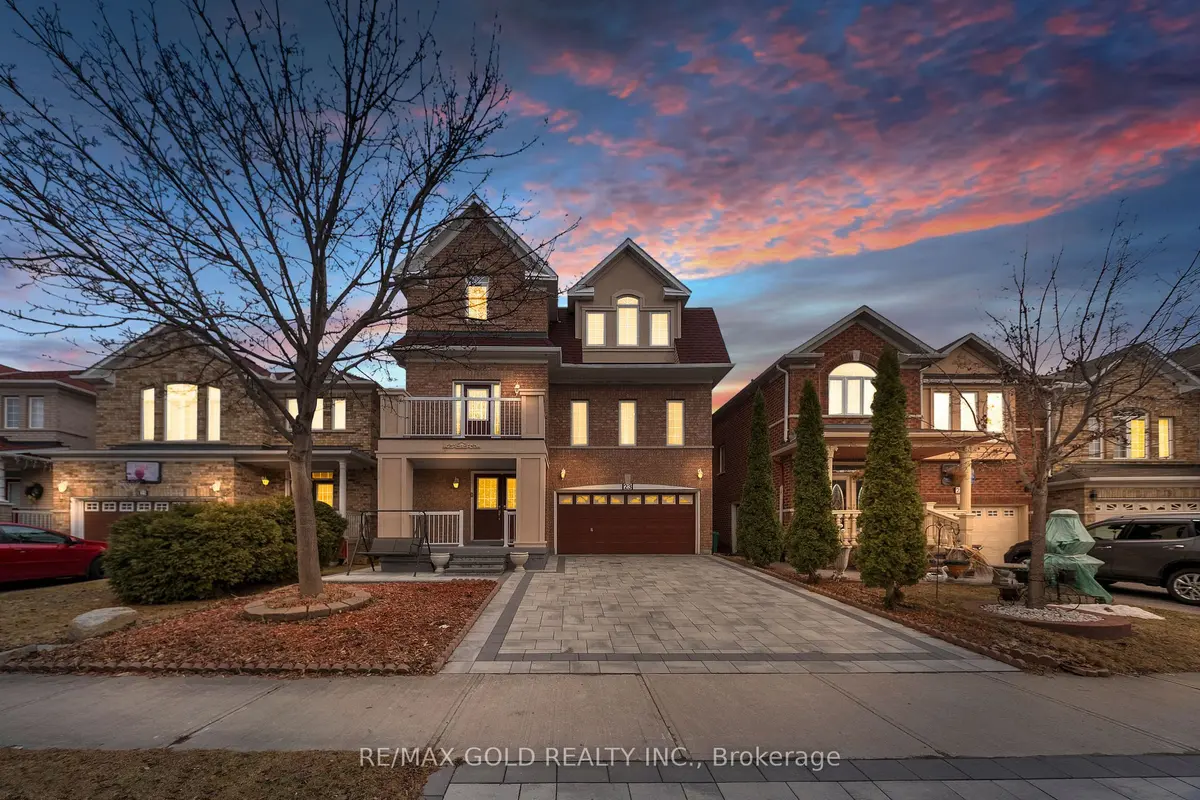 23 Pathmaster RD, Brampton, ON L6P 2G8