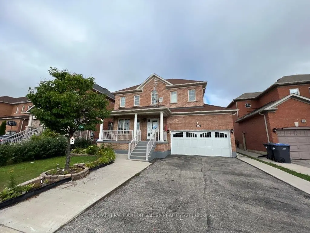 44 Australia DR, Brampton, ON L6R 3E8