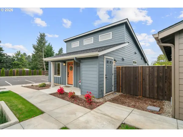 12252 Meadowlawn DR, Oregon City, OR 97045