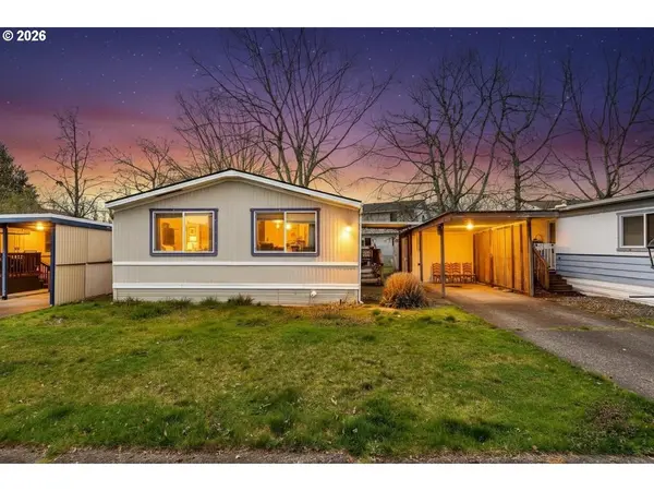 15411 SE MILL PLAIN BLVD #C12, Vancouver, WA 98684