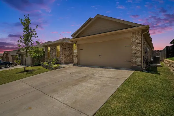 9233 Herringbone Drive, Fort Worth, TX 76131