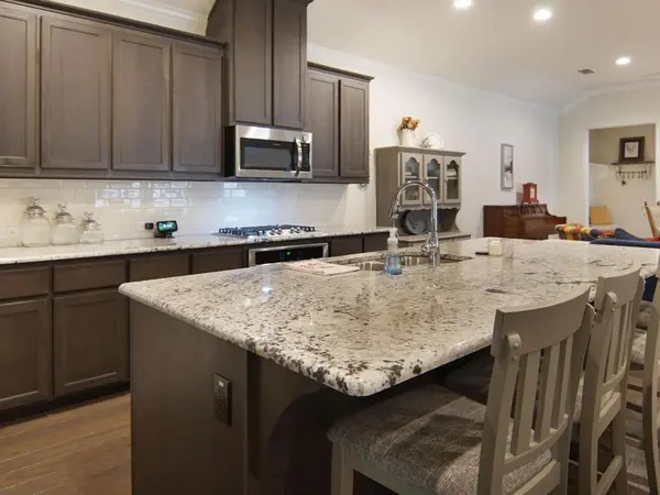 721 10th Street, Argyle, TX 76226