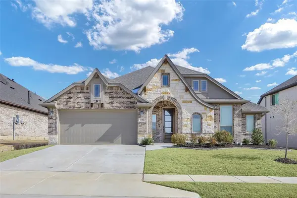 226 Comanche Trail, Alvarado, TX 76009