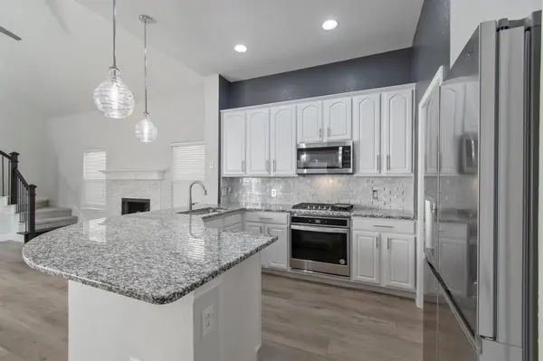 1801 Azalea Drive, Savannah, TX 76227