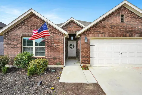 8913 Lantana Meadow Drive, Fort Worth, TX 76131