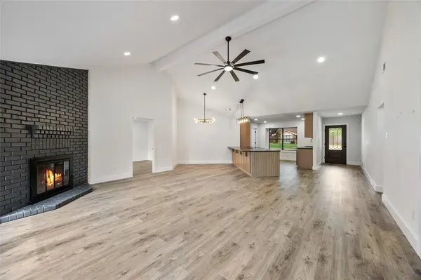 912 Sandhurst Drive, Plano, TX 75025