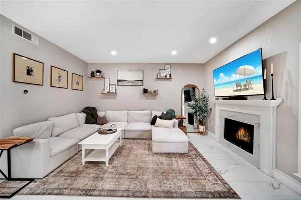 8518 Coppertowne Lane, Dallas, TX 75243