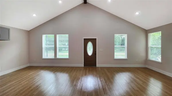 163 Lake Creek Drive, Mabank, TX 75156