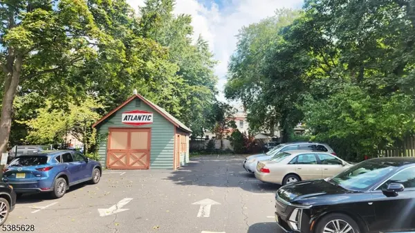 134 Main St, Flemington Boro, NJ 08822