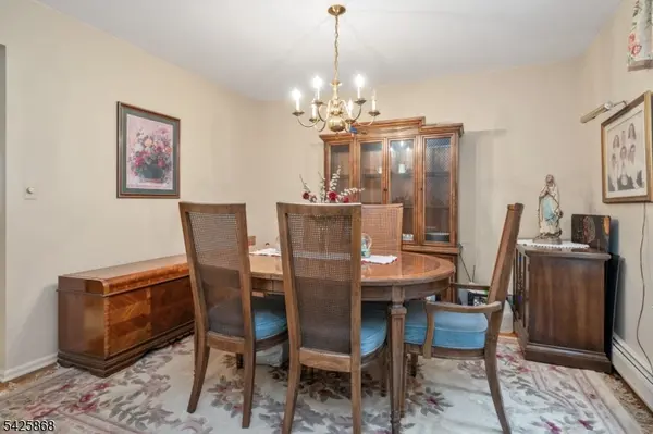 24 Camelot Dr, Mount Olive Twp., NJ 07828