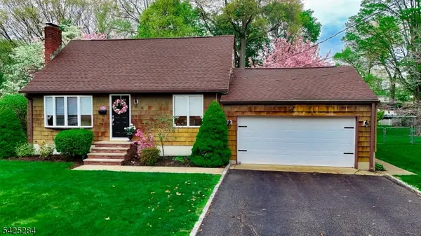 34 Cameron Ave, Pequannock Twp., NJ 07444