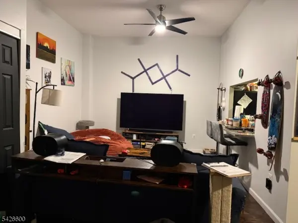 111 Mulberry St #4K, Newark City, NJ 07103