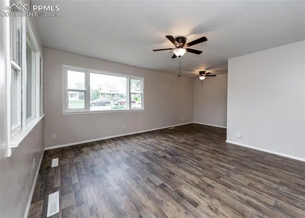 909 E Costilla ST, Colorado Springs, CO 80903